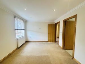 Bedroom - click for photo gallery